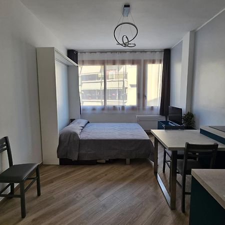 Casa Al Mare Angela Apartman Ventimiglia Kültér fotó